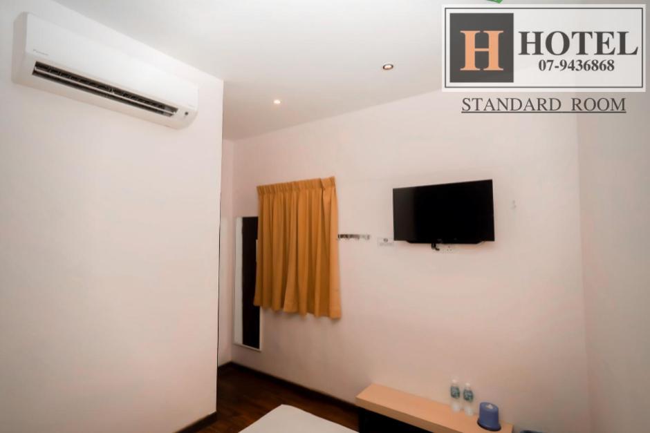 H Hotel Segamat Buitenkant foto