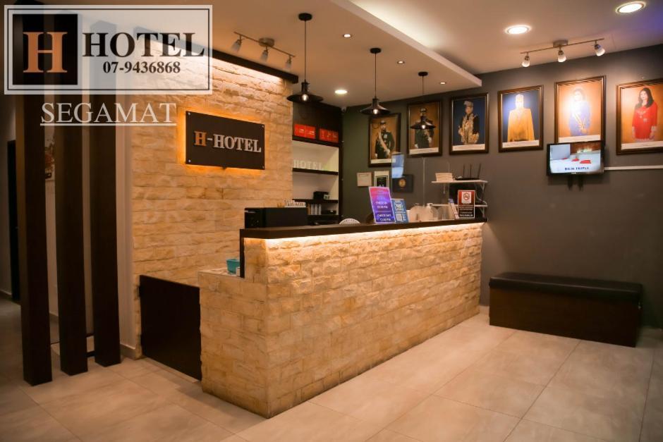 H Hotel Segamat Buitenkant foto